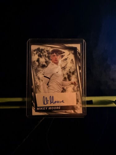 leaf Mikey Moore card 