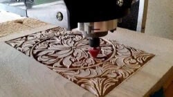 CNC WOODWORKING MACHINE OPERATOR / 