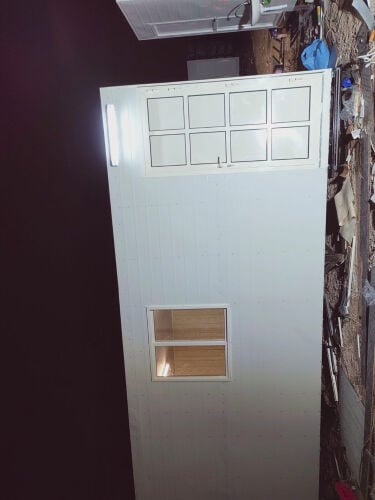 Cabin toilet kitchen