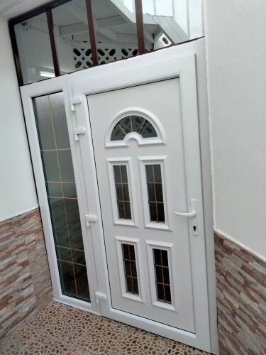 Uppc elimuniyam Glass Work