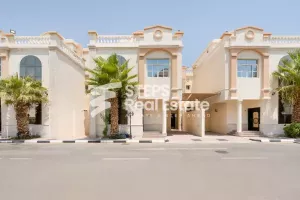 Compound Villa in Umm Salal Ali