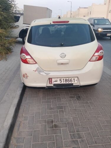 قير و ماكينة بحالة جيدة تحتاج صبغ