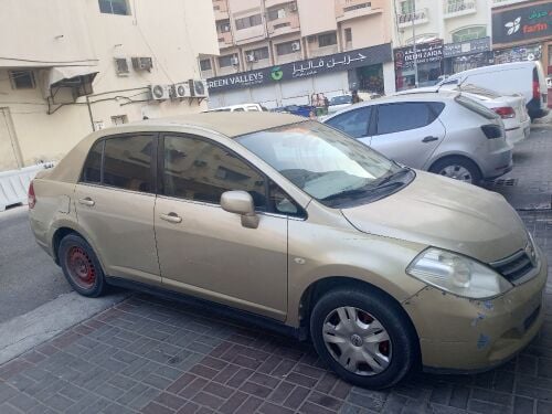 nissan tidda 2010