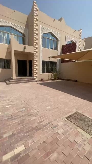 للإيجار فيلا واسعة في ابو هامور 