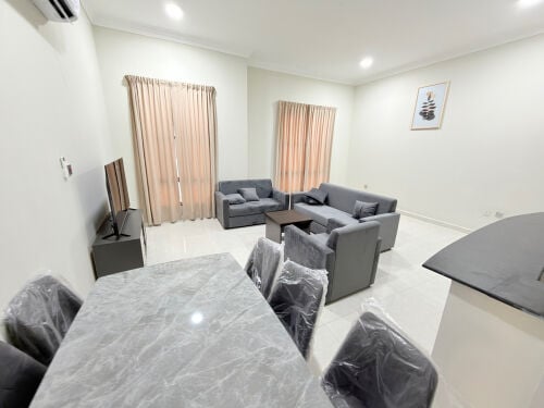 Fully Furnished One-Bedroom 