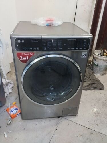 LG 10/7kg washing Machine sale