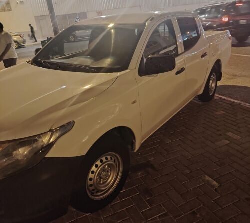 Mitsubishi pickup