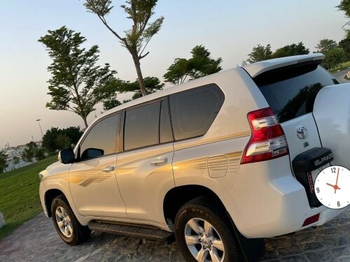 Prado 2015 - Low mileage