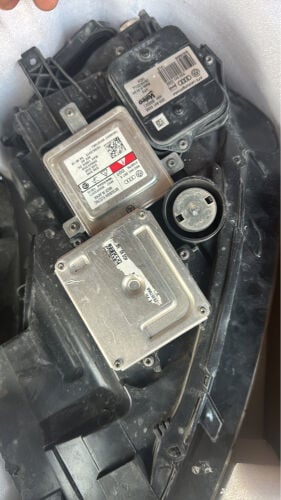 Volkswagen - Audi headlights module
