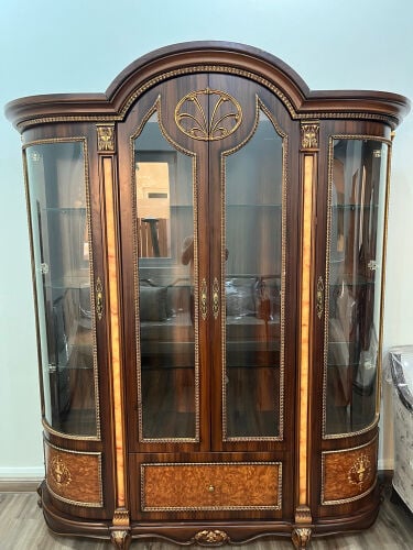Display Cabinet - Baroque Style