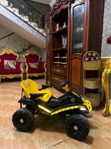 سيارة أطفال كهربائية 