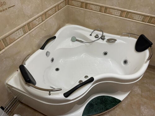 jacuzzi 