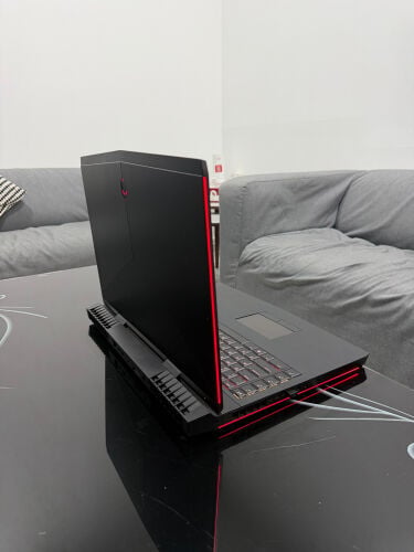 laptop alienware gaming like new 