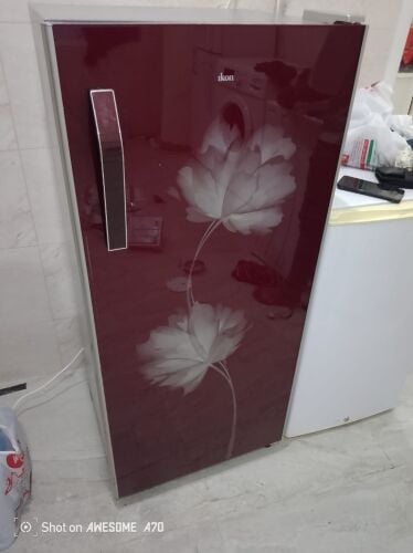 FRIDGE FOR SELL.