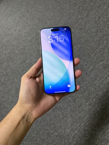 iphone 15 pro max (1TB)