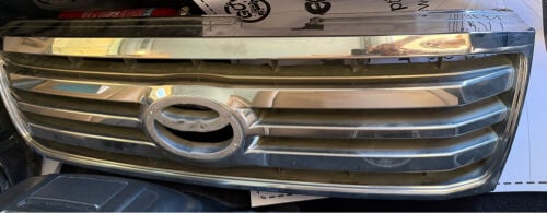 Landcruiser 2007 front grill