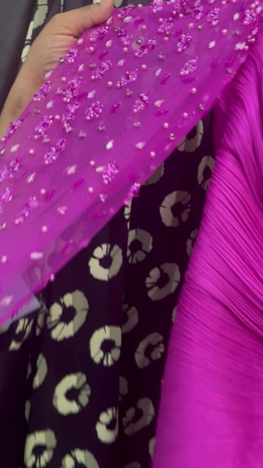 I bought a fuchsia dress in Türkiye