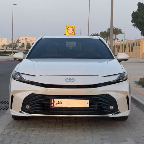 2025 Toyota Camry, White