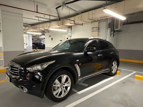 Infinity QX70 full option 4x4