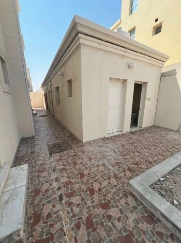 Apartment for rent in Ain Khaled 6