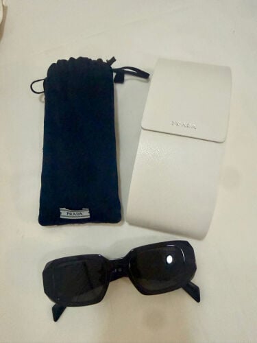 Prada Shade