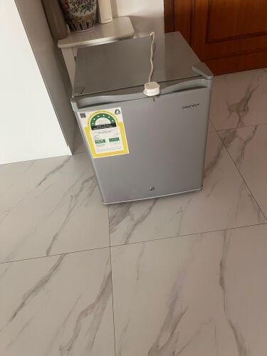 ثلاجة 