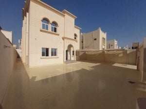 فيلا مميزه تشطيب راقي سعر مناسب