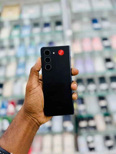 Samsung Galaxy Z Fold 5 