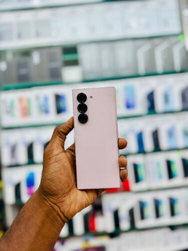 Samsung Galaxy Z Fold 6