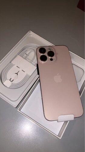 ١٦ برو ماكس صناعة امريكيه