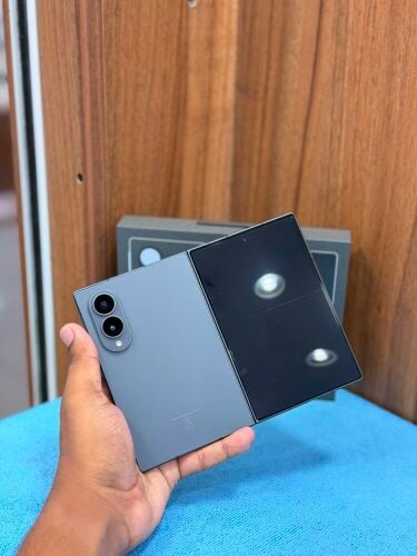 SAMSUNG GALAXY Z FOLD 8 256GB