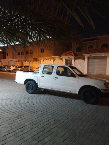 moving shifting pickup