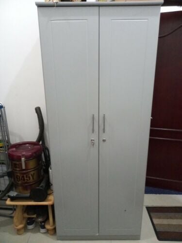 wardrobe new condition