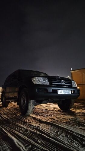 LAND CRUISER