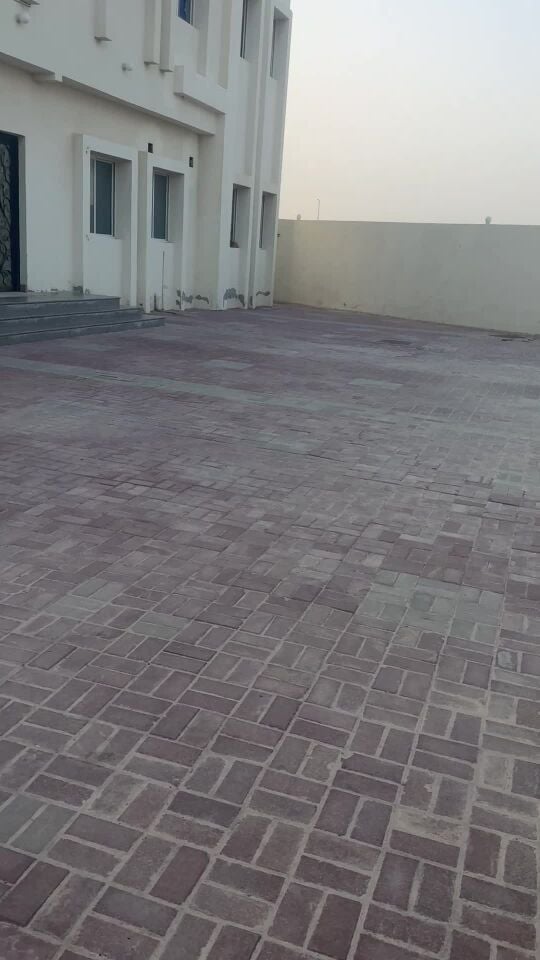 للايجار غرفه مفروشه روضه الحمام 