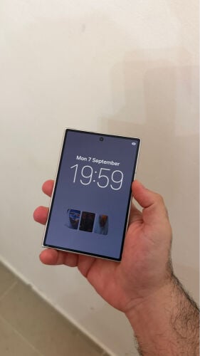Z Fold 8 256GB Crème 