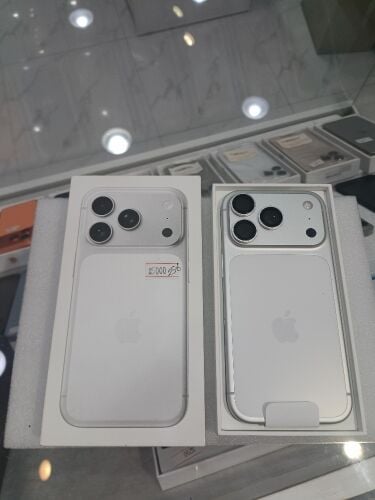 17 pro 256gb battery 100%