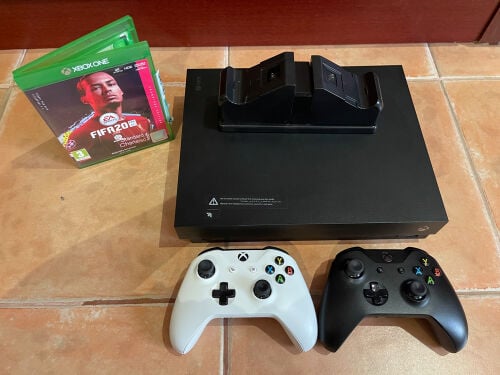 Xbox one X 1TB 4K