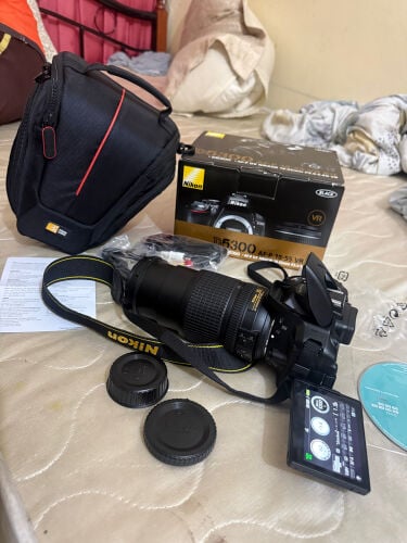 Nikon D5300 Bundle 