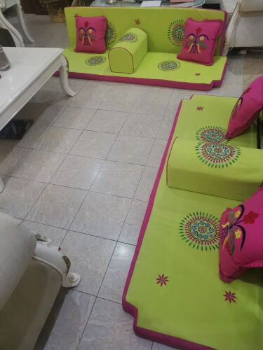 جلسة عربية 