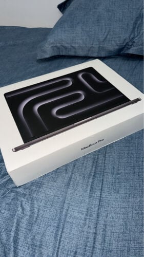 Macbook Pro M4 16 Inch