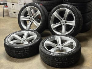 Dodge Challenger charger RT rims 