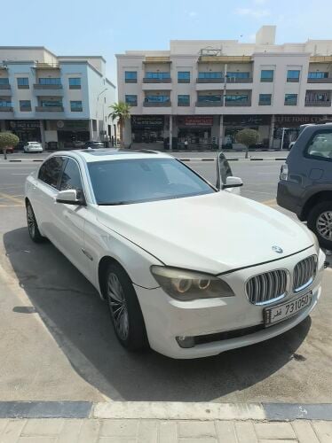BMW 730Li.    Year 2012