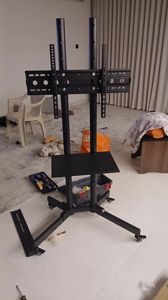 Portable TV StandEasy to move, sui