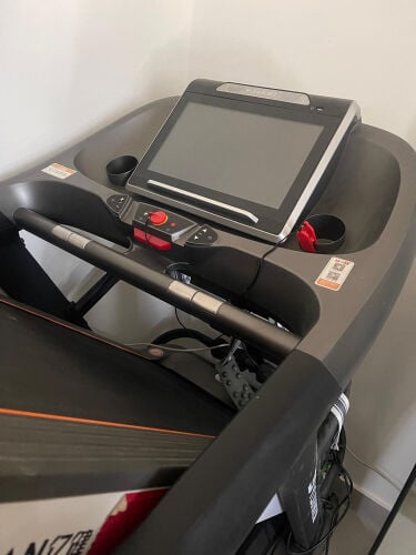 heavy duty tredmill with big screen