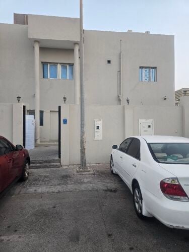 اجار شقه ارضيه الريان تحت الصيانه