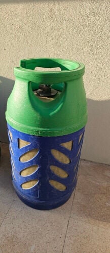 Gas cylinder 