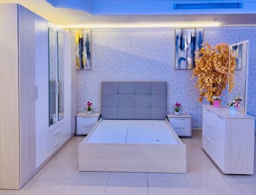 PAN HOME QUEEN BEDROOM SET.