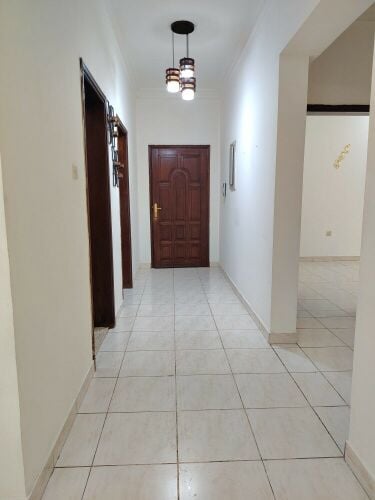 3bhk flat 4 family Mansoura Doha