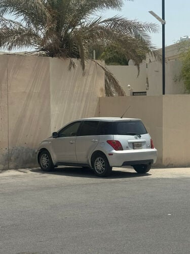Toyota XA 2004